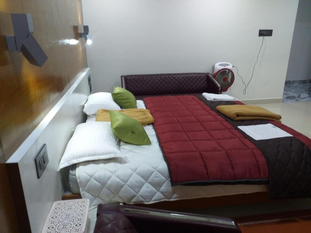 Grand Meridian Vinnamangalam ภายนอก รูปภาพ
