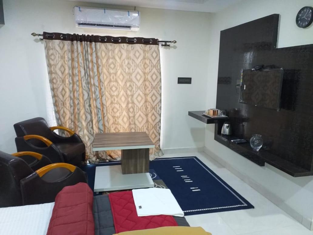Grand Meridian Vinnamangalam ภายนอก รูปภาพ
