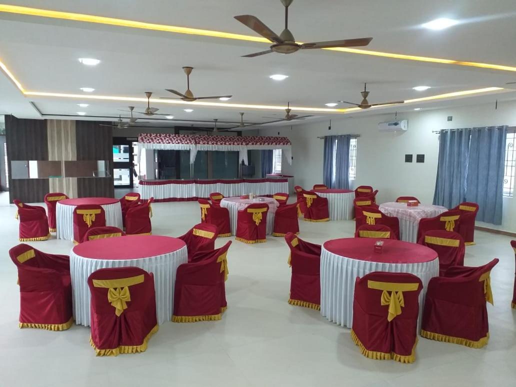Grand Meridian Vinnamangalam ภายนอก รูปภาพ