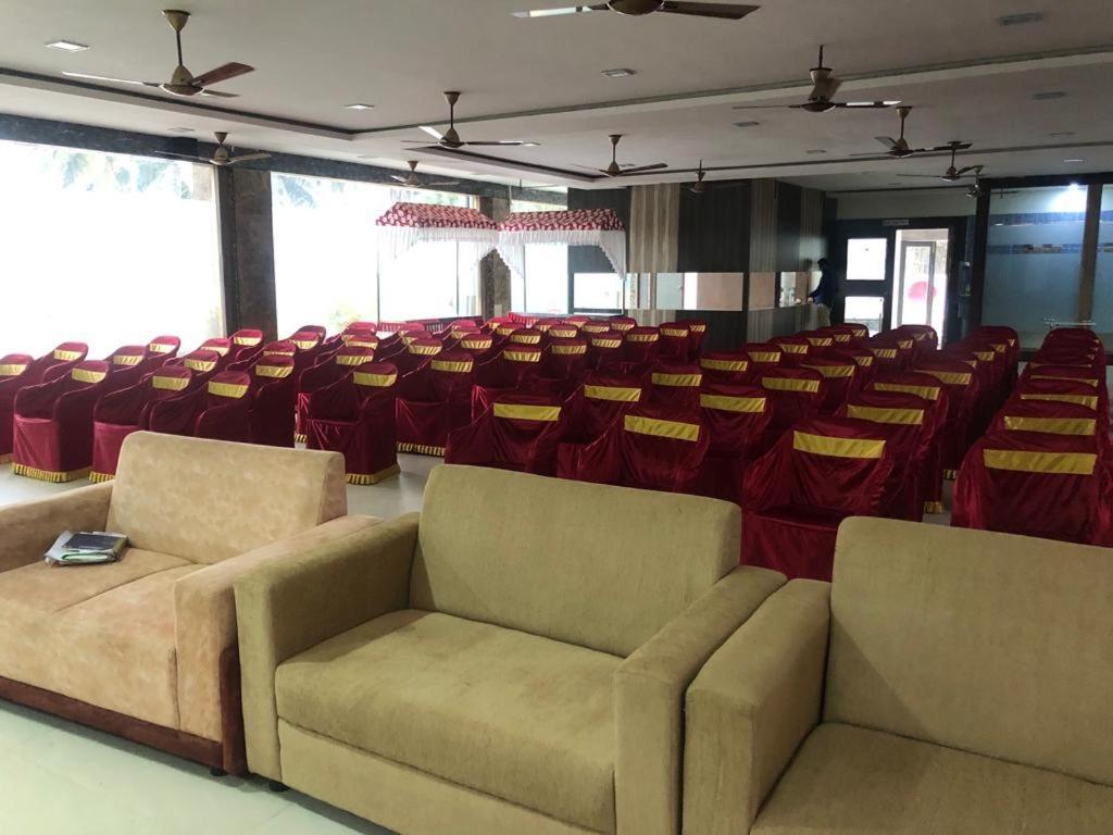 Grand Meridian Vinnamangalam ภายนอก รูปภาพ